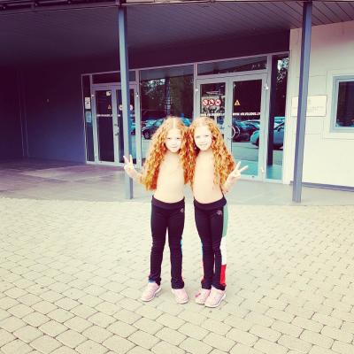 Emilia und Letizia Macula – Twins on Ice · Foto 320 von 377 · Instagram @twins_on_ice