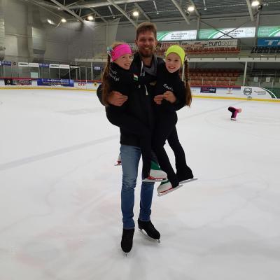 Emilia und Letizia Macula – Twins on Ice · Foto 315 von 377 · Instagram @twins_on_ice