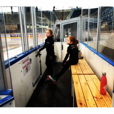 Emilia und Letizia Macula – Twins on Ice · Foto 310 von 377 · Instagram @twins_on_ice