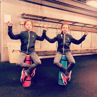 Emilia und Letizia Macula – Twins on Ice · Foto 306 von 377 · Instagram @twins_on_ice