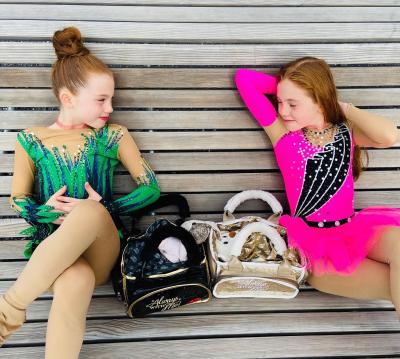 Emilia und Letizia Macula – Twins on Ice · Foto 258 von 377 · Instagram @twins_on_ice