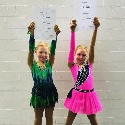 Emilia und Letizia Macula – Twins on Ice · Foto 243 von 377 · Instagram @twins_on_ice