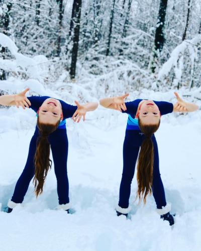 Emilia und Letizia Macula – Twins on Ice · Foto 241 von 377 · Instagram @twins_on_ice