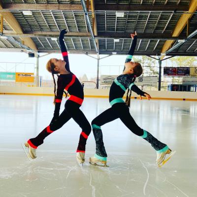 Emilia und Letizia Macula – Twins on Ice · Foto 238 von 377 · Instagram @twins_on_ice