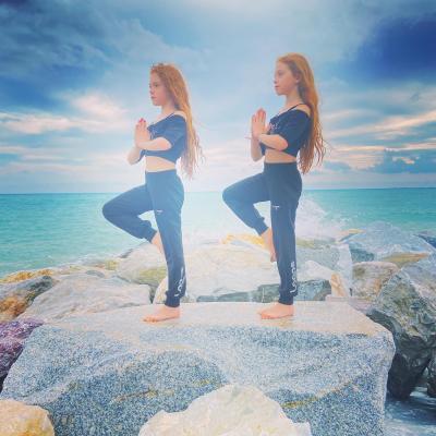 Emilia und Letizia Macula – Twins on Ice · Foto 206 von 377 · Instagram @twins_on_ice
