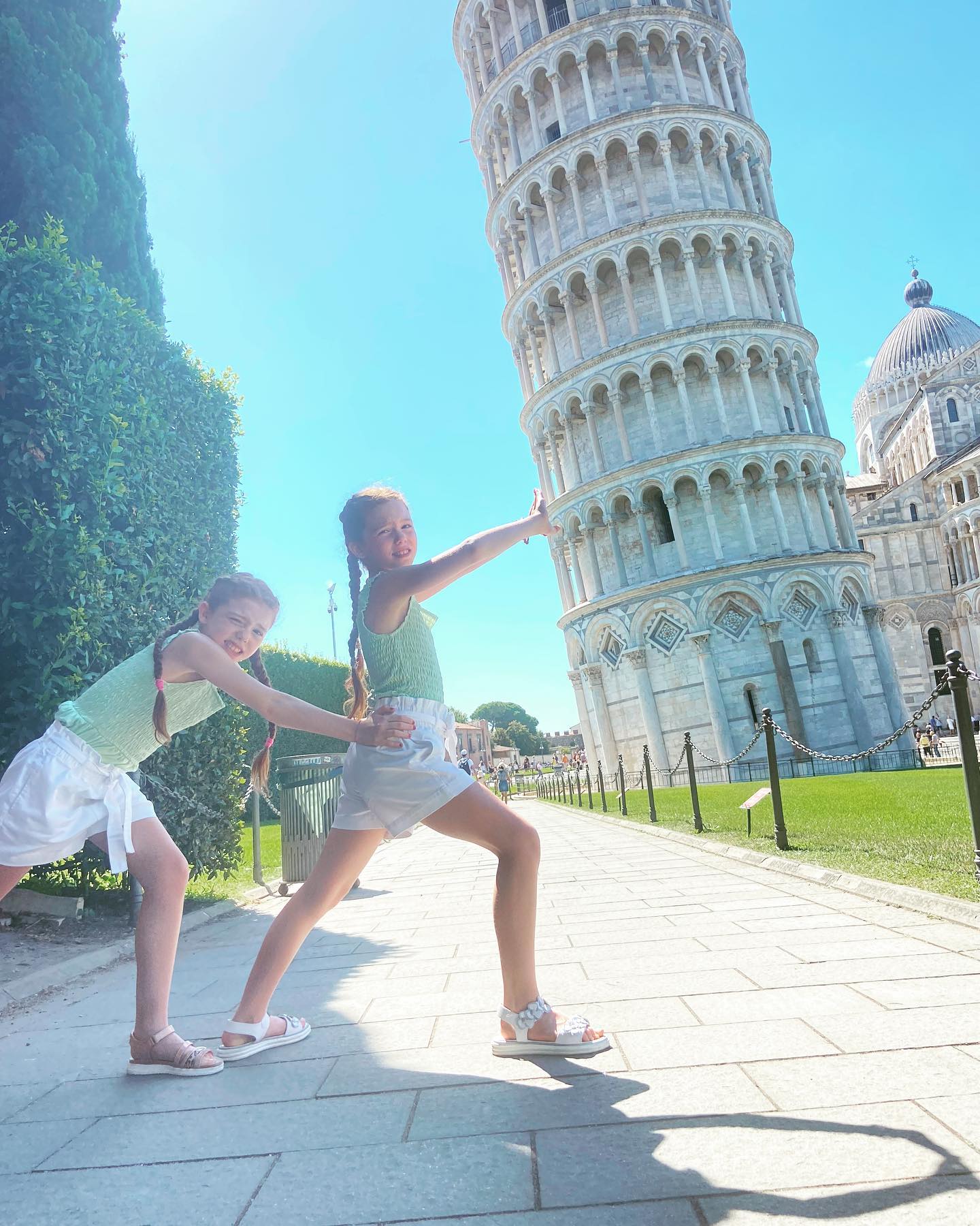 Emilia & Letizia Macula