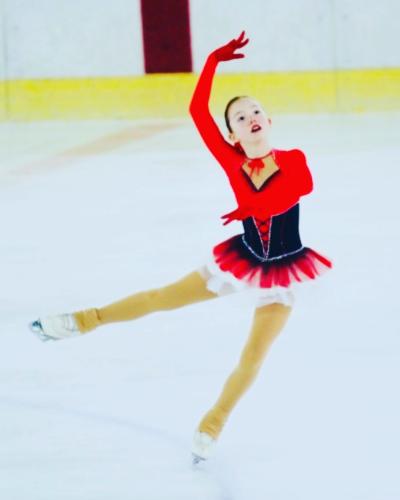 Emilia und Letizia Macula – Twins on Ice · Foto 192 von 377 · Instagram @twins_on_ice