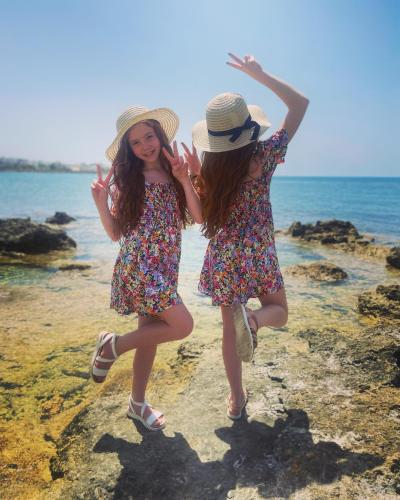 Emilia und Letizia Macula – Twins on Ice · Foto 185 von 377 · Instagram @twins_on_ice