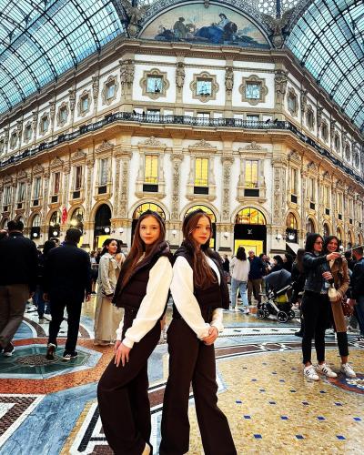 Emilia und Letizia Macula – Twins on Ice · Foto 148 von 377 · Instagram @twins_on_ice
