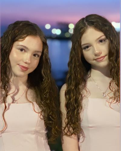 Emilia und Letizia Macula – Twins on Ice · Foto 117 von 377 · Instagram @twins_on_ice