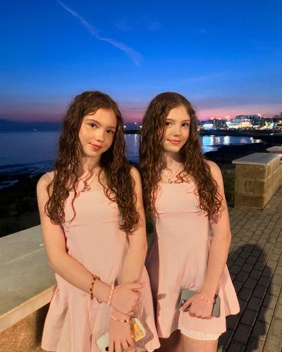 Emilia und Letizia Macula – Twins on Ice · Foto 114 von 377 · Instagram @twins_on_ice