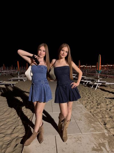Emilia und Letizia Macula – Twins on Ice · Foto 39 von 377 · Instagram @twins_on_ice